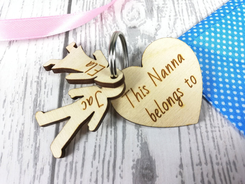 Personalised Wooden Heart with boy & girl figures Keyring This mam belongs to..