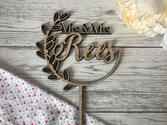 Personalised Oak venner Wedding cake topper leaf wreath mr mrs or mrs mrs surname