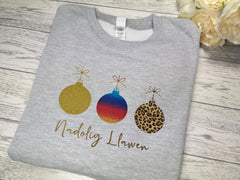 Custom Kids  Heather GREY welsh  NADOLIG LLAWEN RAINBOW 3 baubles jumper