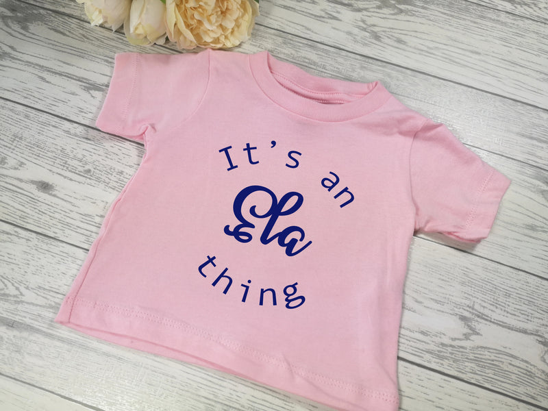 Personalised Baby pink  Baby t-shirt with It's a NAME thing detail