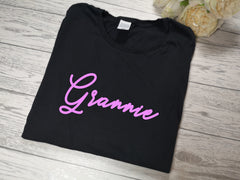 Personalised Women's Black t-shirt Fancy Mummy / Mami / Name