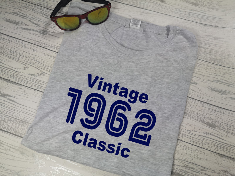 Personalised Men's Vintage year Grey T-shirt
