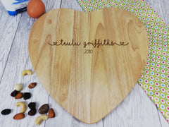 Personalised Engraved Wooden Heart Welsh Teulu Chopping board Wedding Gift Any Name Date