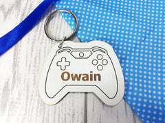 Personalised Engraved White Wooden Game controller Keyring  Key ring Any Name Gift School bag tag